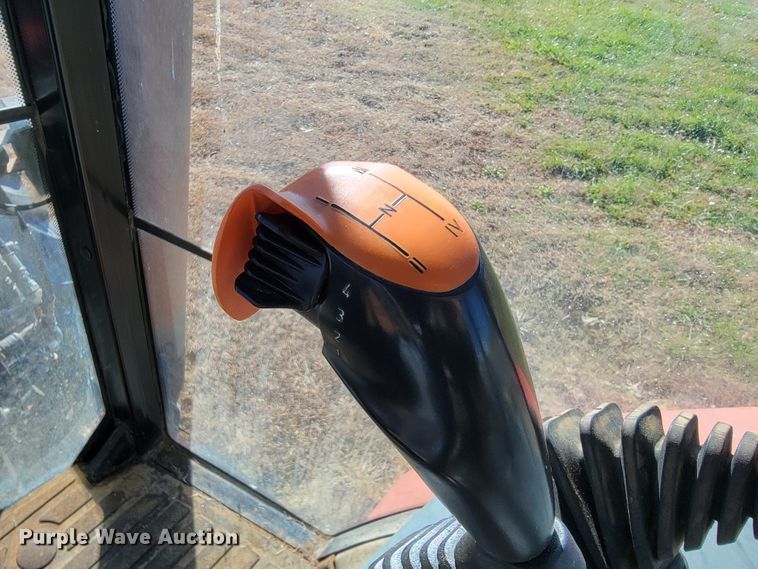 image for item IX9577 2001 Case IH MX110  MFWD tractor