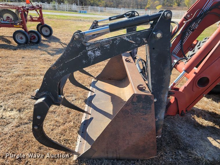 image for item IX9577 2001 Case IH MX110  MFWD tractor