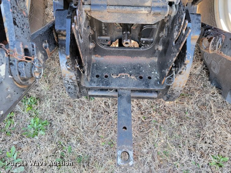 image for item IX9577 2001 Case IH MX110  MFWD tractor