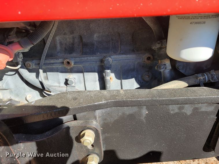 image for item IX9577 2001 Case IH MX110  MFWD tractor