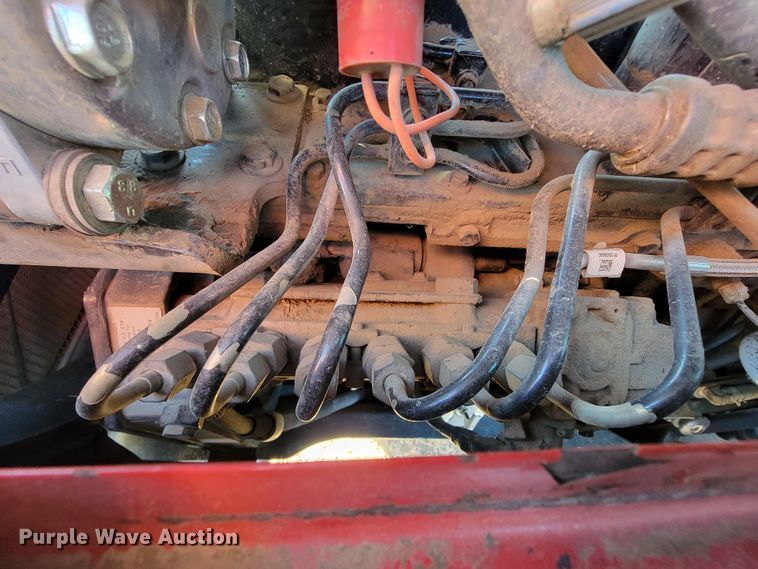 image for item IX9577 2001 Case IH MX110  MFWD tractor