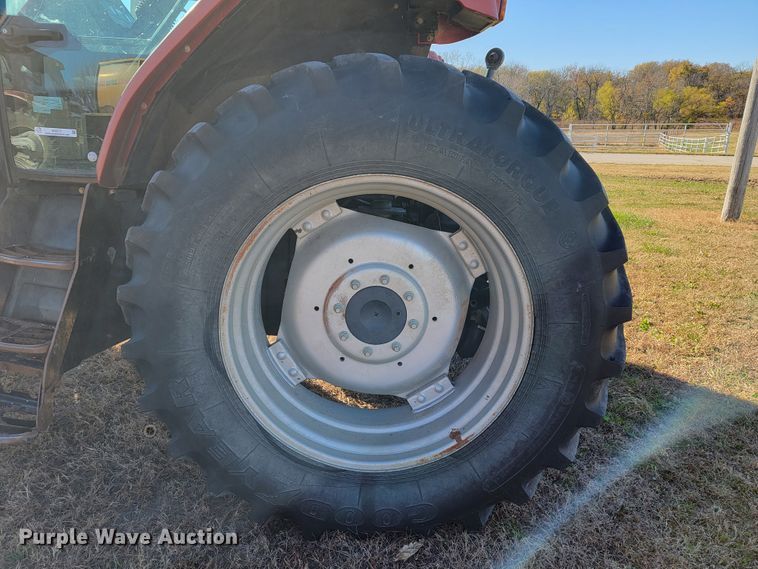 image for item IX9577 2001 Case IH MX110  MFWD tractor