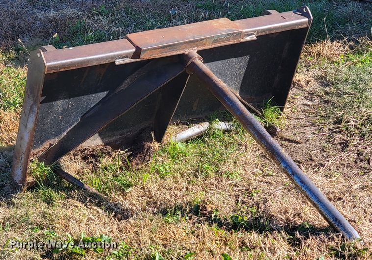 image for item IX9577 2001 Case IH MX110  MFWD tractor