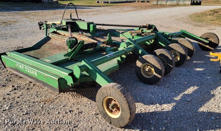 image for item IX9578 John Deere 1517  batwing rotary mower