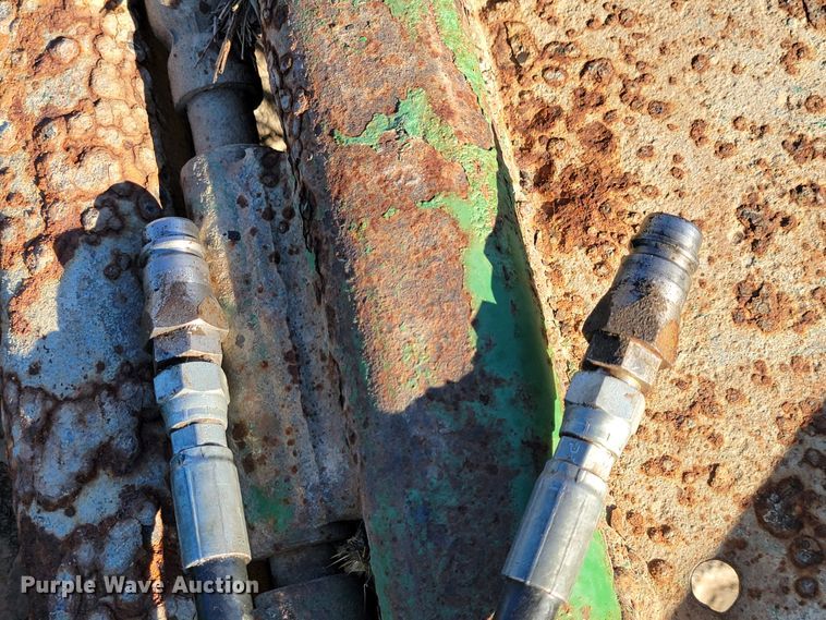 image for item IX9578 John Deere 1517  batwing rotary mower