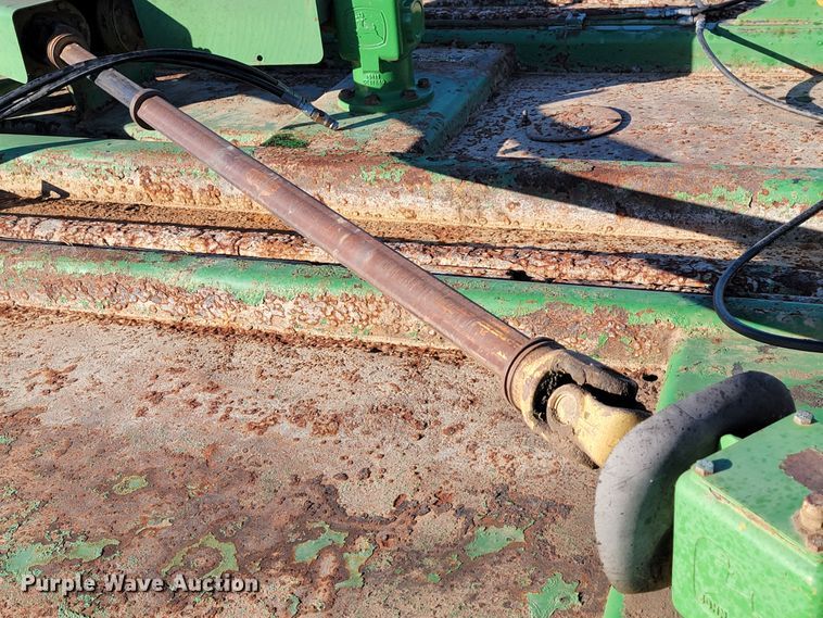 image for item IX9578 John Deere 1517  batwing rotary mower