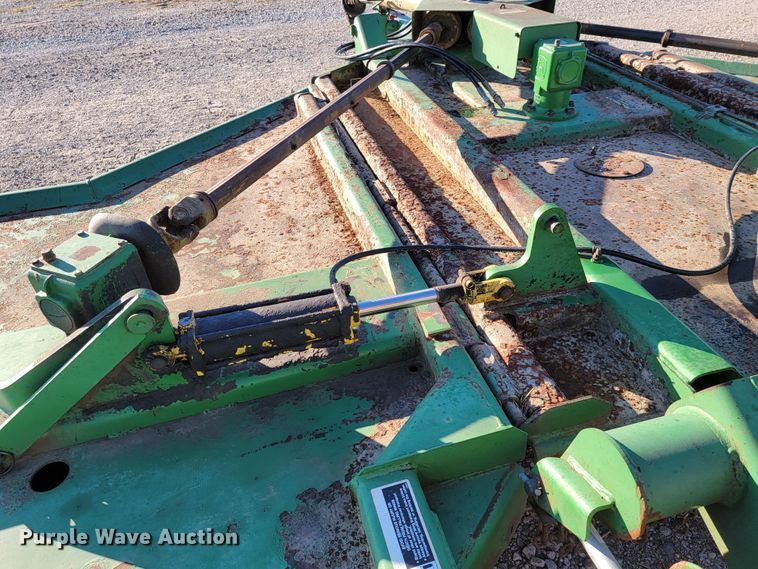 image for item IX9578 John Deere 1517  batwing rotary mower