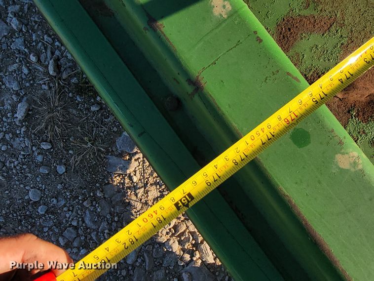 image for item IX9578 John Deere 1517  batwing rotary mower