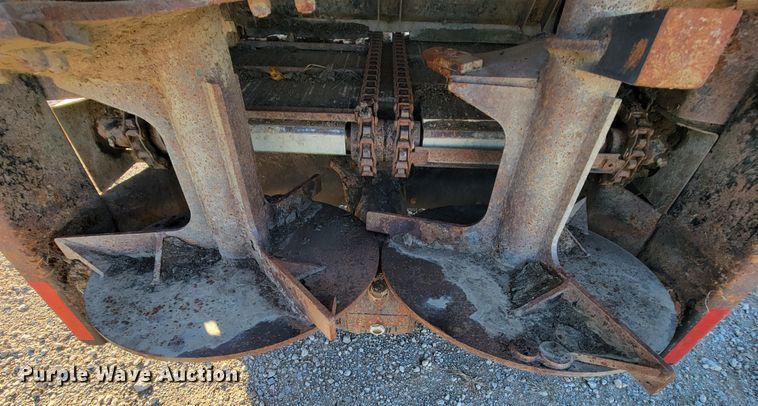 image for item IX9579 Meyers VB560  manure spreader