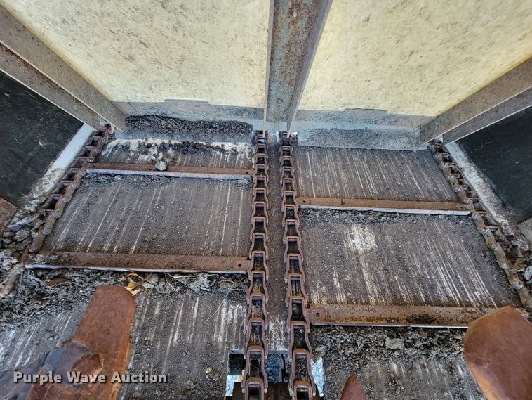 image for item IX9579 Meyers VB560  manure spreader