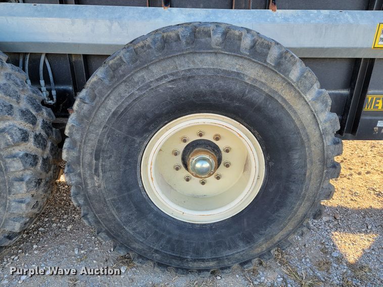image for item IX9579 Meyers VB560  manure spreader