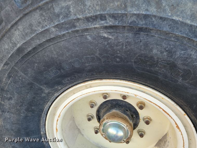 image for item IX9579 Meyers VB560  manure spreader