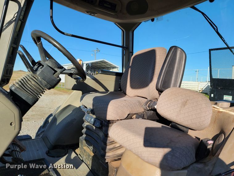 image for item IX9583 2004 Case IH MX285  MFWD tractor