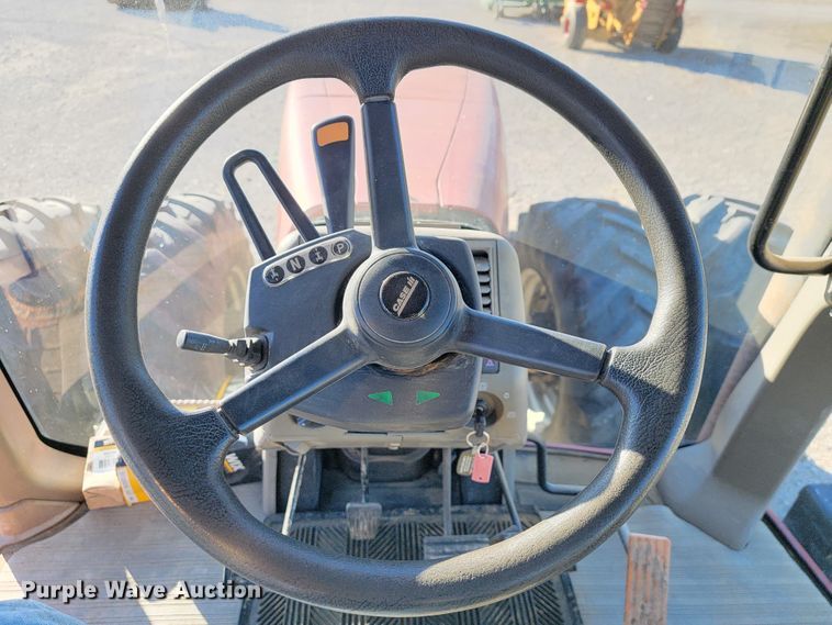 image for item IX9583 2004 Case IH MX285  MFWD tractor