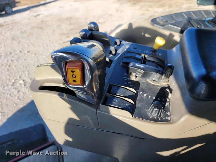 image for item IX9583 2004 Case IH MX285  MFWD tractor