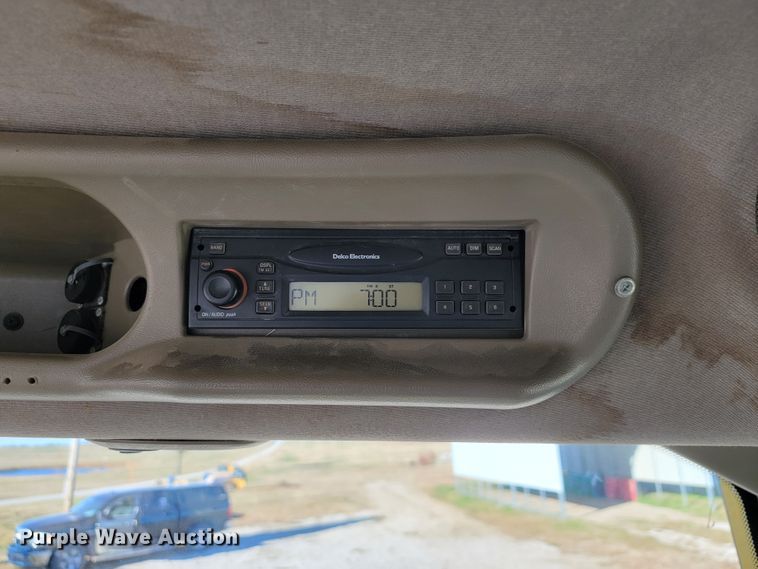 image for item IX9583 2004 Case IH MX285  MFWD tractor