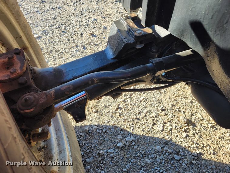 image for item IX9583 2004 Case IH MX285  MFWD tractor