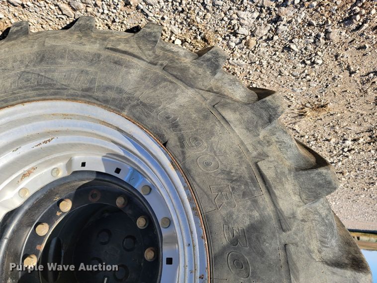 image for item IX9583 2004 Case IH MX285  MFWD tractor