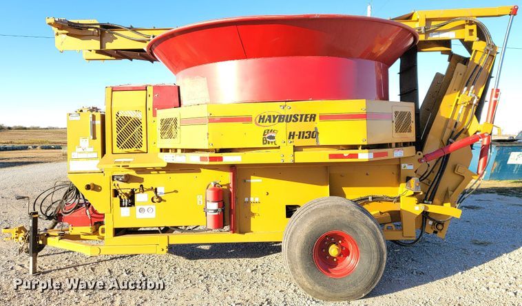 image for item IX9584 HayBuster H1130  tub grinder