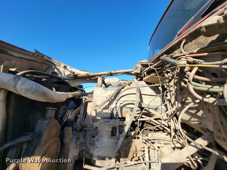 image for item IX9586 1977 Ford 9000  dump truck