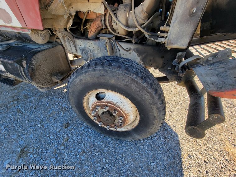 image for item IX9586 1977 Ford 9000  dump truck