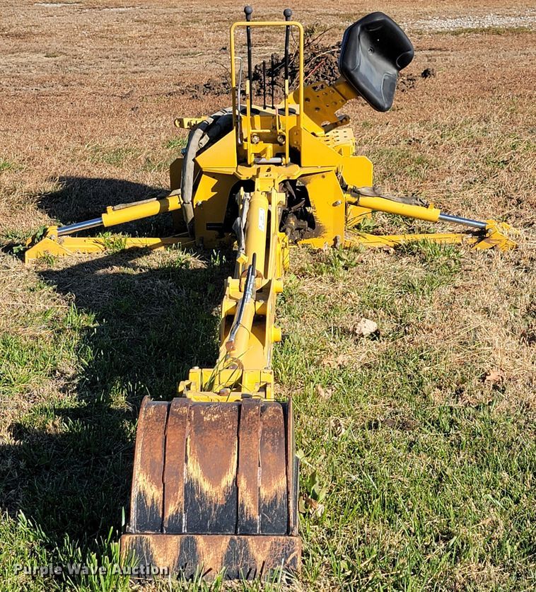 image for item IX9587 John Deere BH8 skid steer backhoe