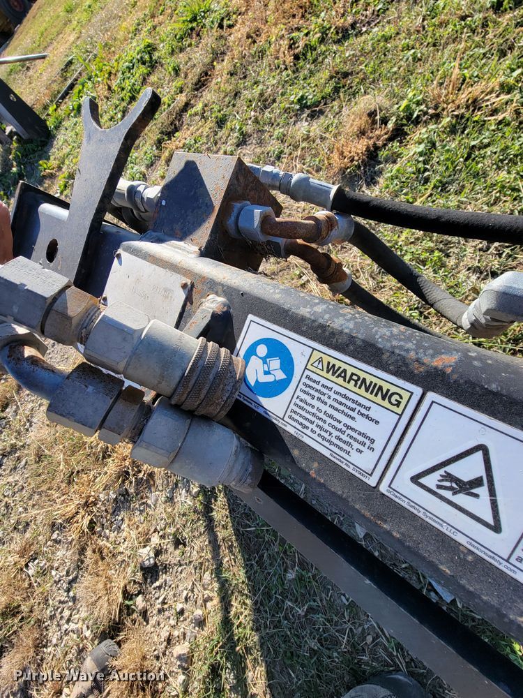 image for item IX9588 Skid steer broom