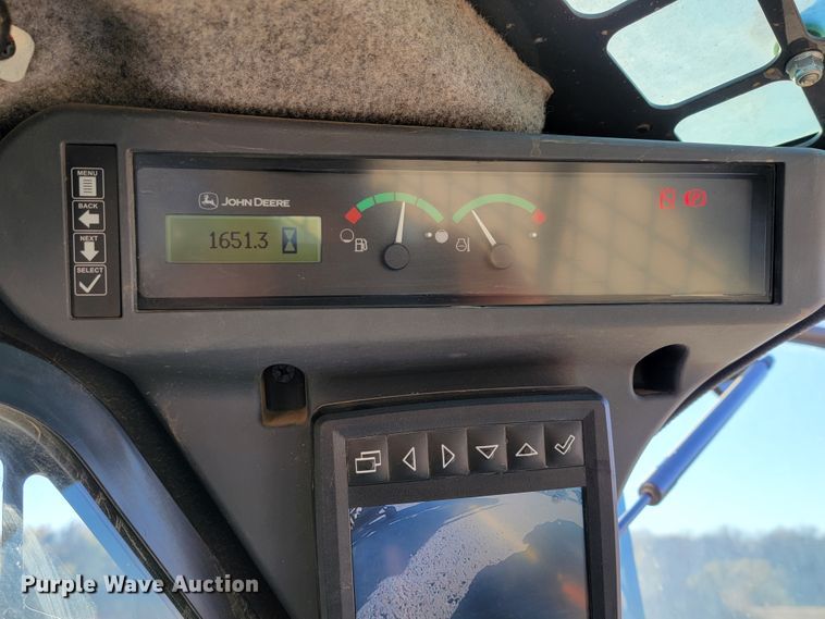 image for item IX9590 2019 John Deere 333G  tracked skid steer loader