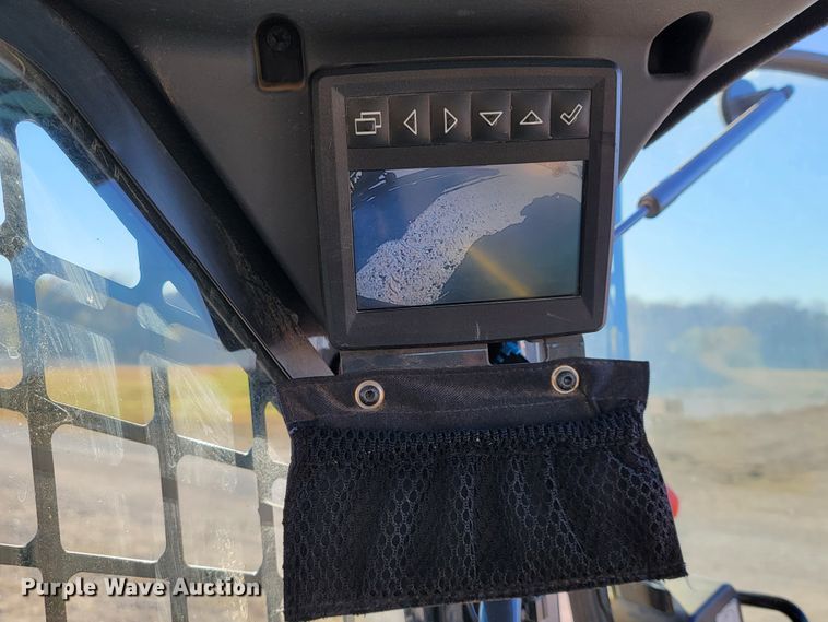 image for item IX9590 2019 John Deere 333G  tracked skid steer loader