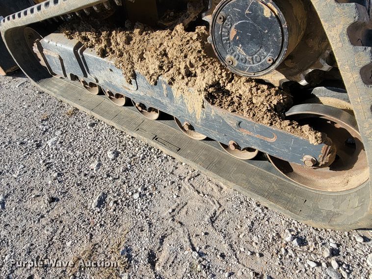 image for item IX9590 2019 John Deere 333G  tracked skid steer loader