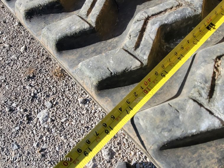 image for item IX9590 2019 John Deere 333G  tracked skid steer loader