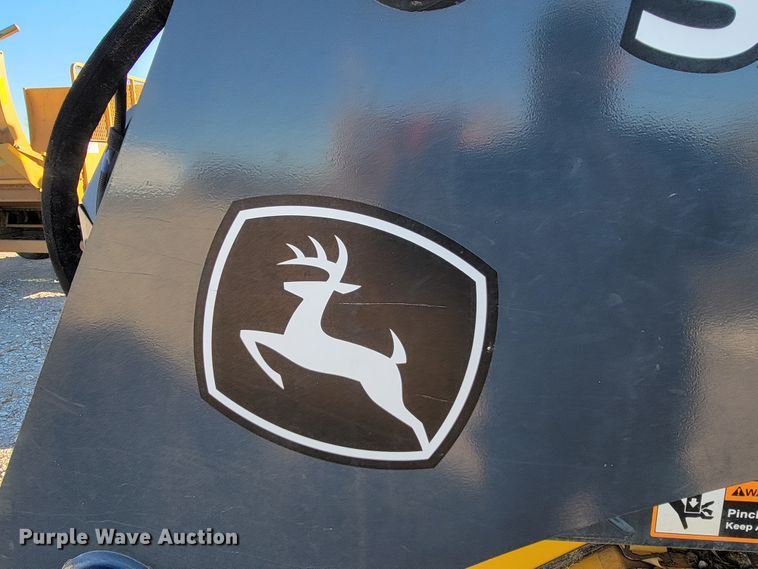 image for item IX9590 2019 John Deere 333G  tracked skid steer loader