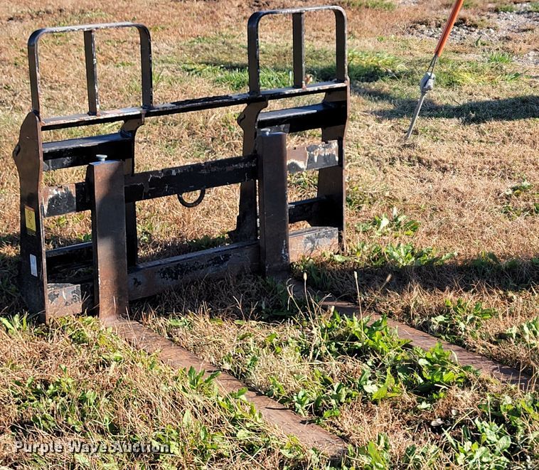 image for item IX9590 2019 John Deere 333G  tracked skid steer loader