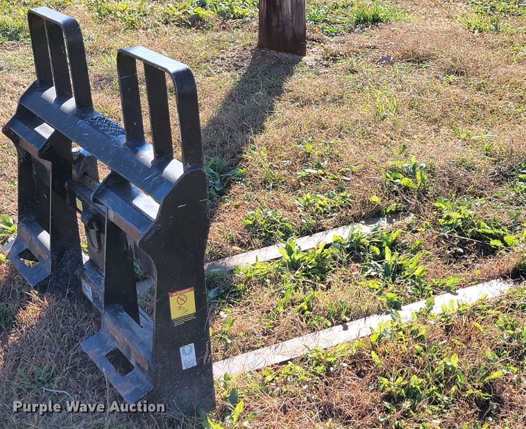 image for item IX9590 2019 John Deere 333G  tracked skid steer loader