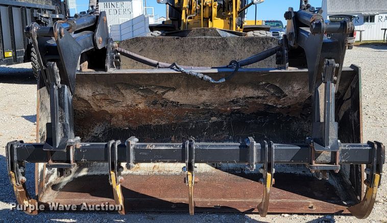 image for item IX9591 Grabtech  9'W grapple bucket