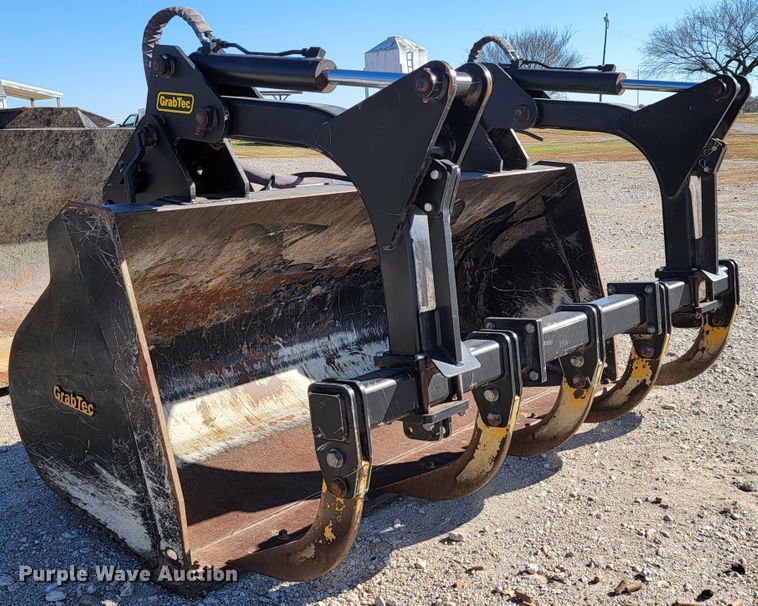 image for item IX9591 Grabtech  9'W grapple bucket