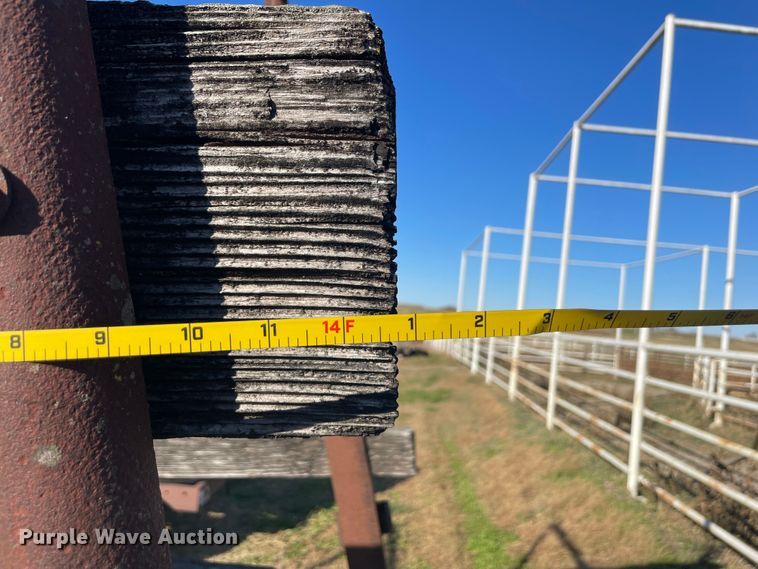 image for item IX9593 Livestock chute