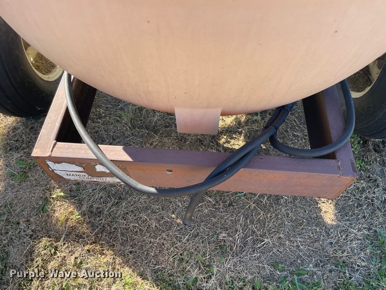 image for item IX9594 Wylie  nurse tank trailer