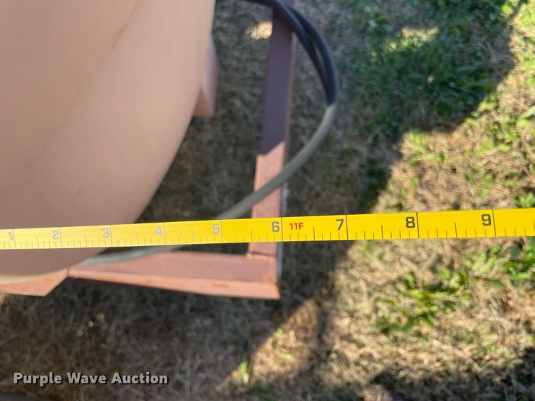 image for item IX9594 Wylie  nurse tank trailer