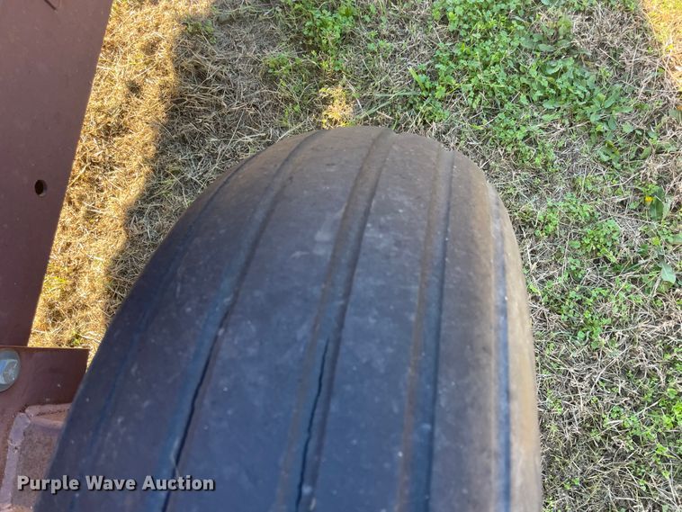 image for item IX9594 Wylie  nurse tank trailer