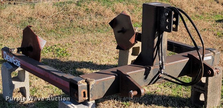 image for item IX9595 DewEze 165-I  bale hugger