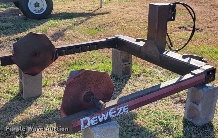 image for item IX9595 DewEze 165-I  bale hugger