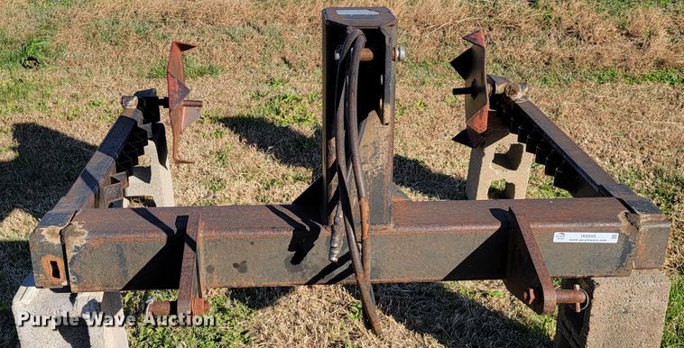 image for item IX9595 DewEze 165-I  bale hugger