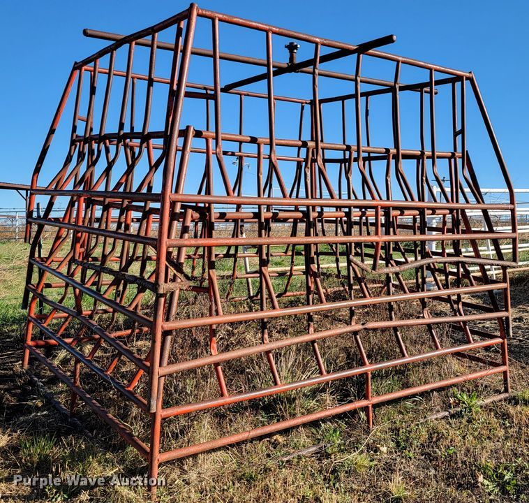 image for item IX9597 Bale feeders