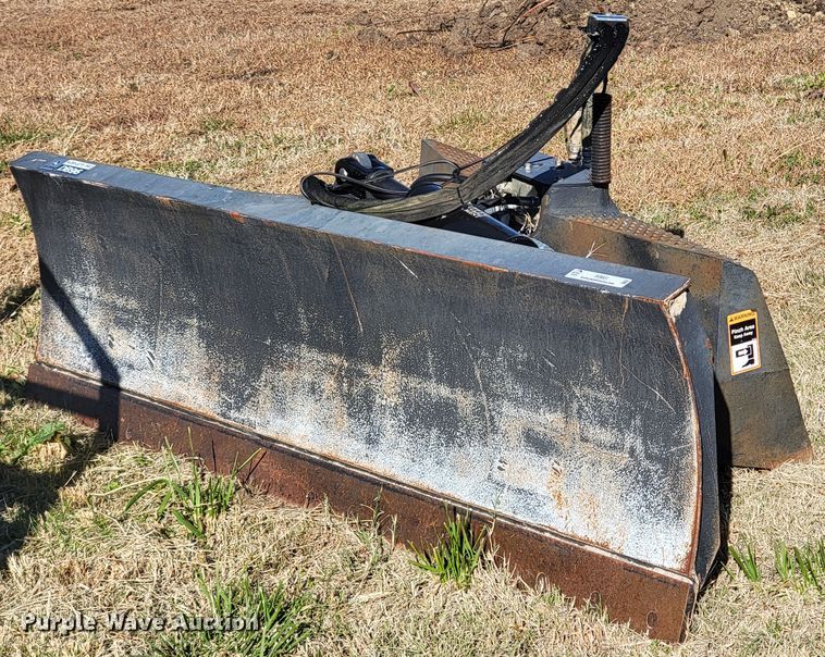 image for item IX9601 John Deere DB96 skid steer blade