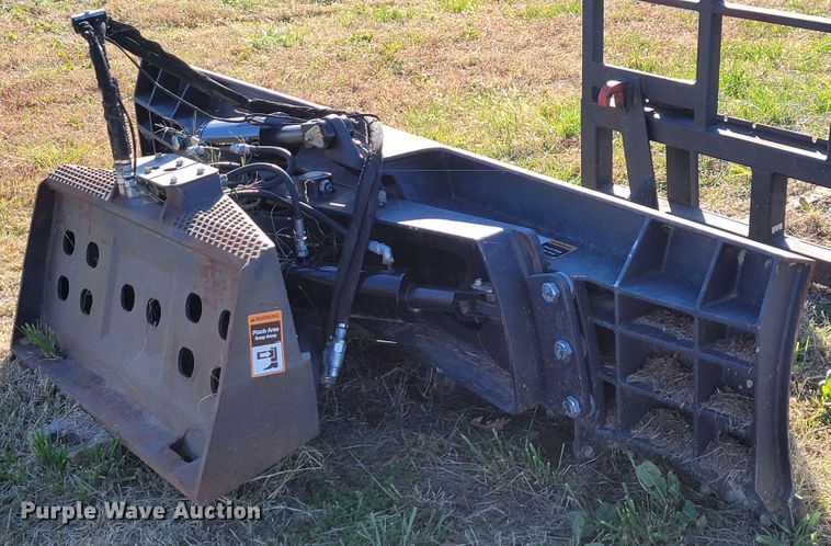 image for item IX9601 John Deere DB96 skid steer blade