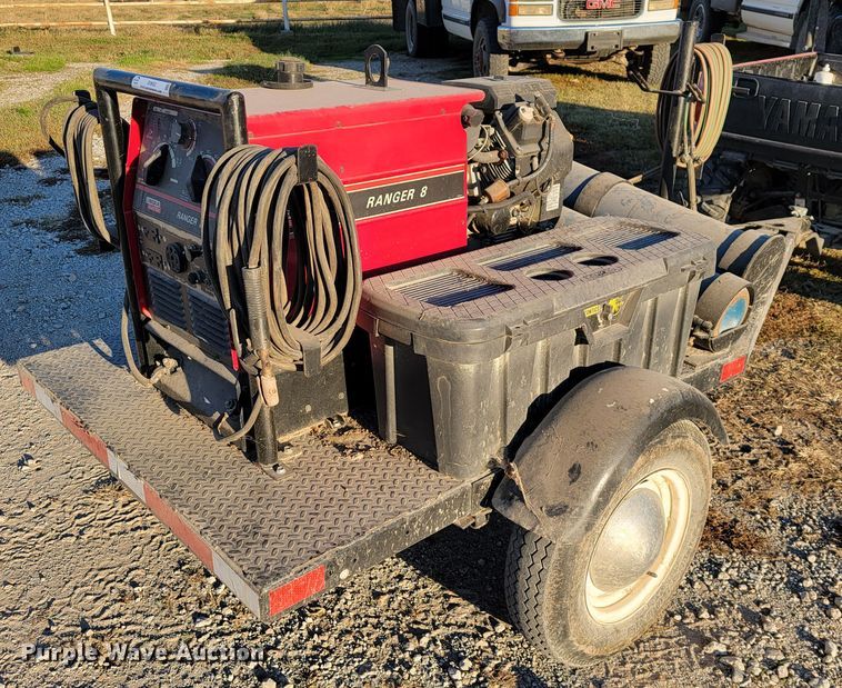 image for item IX9602 Lincoln Ranger 8  welder/generator