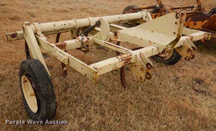 image for item JD9489 Seven bottom plow