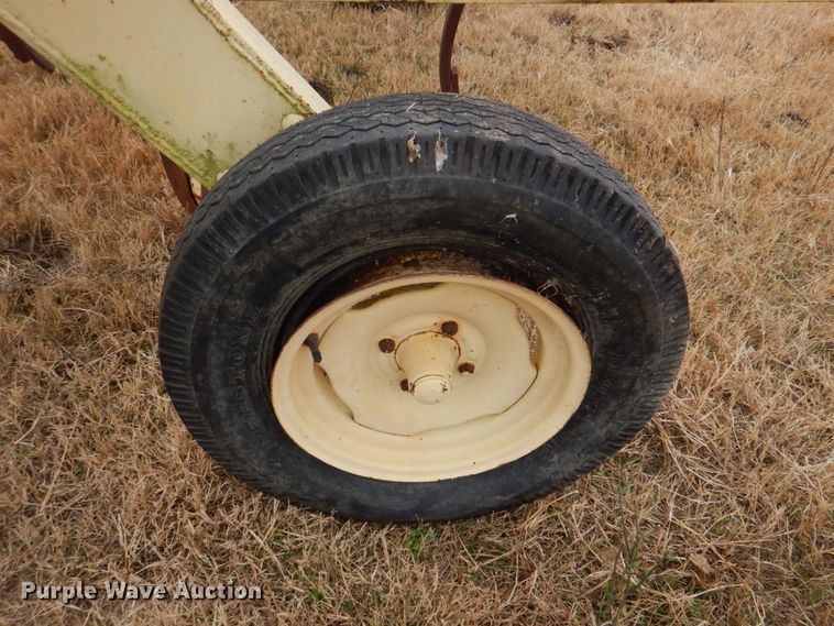 image for item JD9489 Seven bottom plow