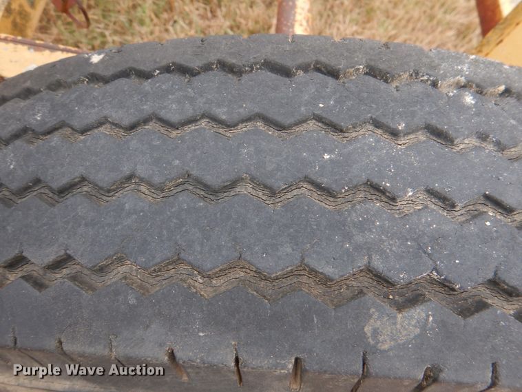 image for item JD9491 Hay Van  hay bale trailer